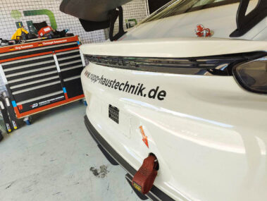 Der Porsche 718 Cayman GT4 ist für solche Rennstrecken Probefahrten